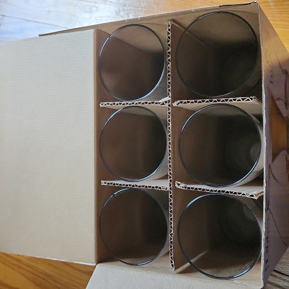 Libbey 6 piece Giant Beer Pilsner glasses, 22.5 oz, never used. - Picture 3 of 4